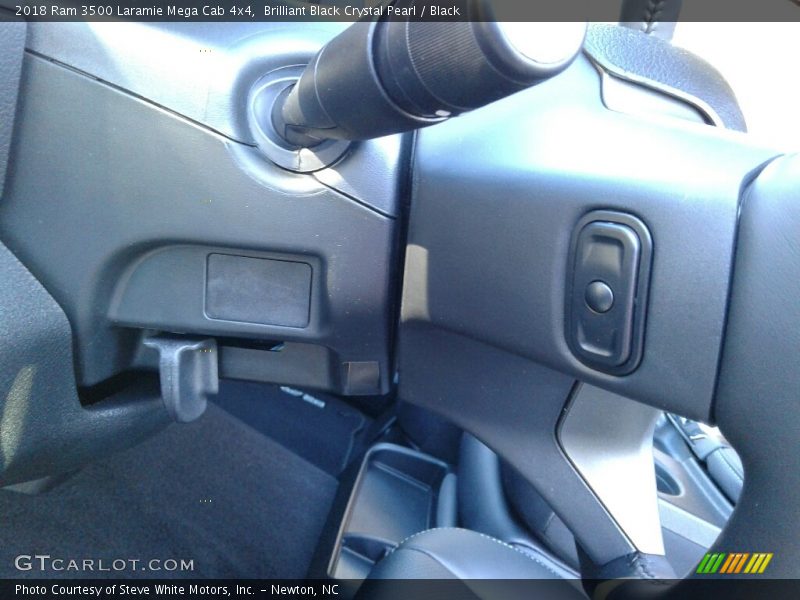Brilliant Black Crystal Pearl / Black 2018 Ram 3500 Laramie Mega Cab 4x4