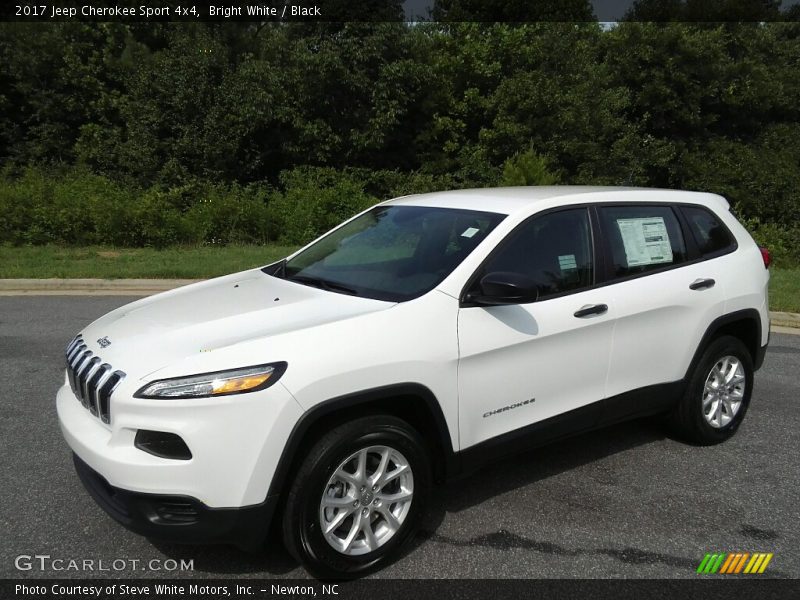 Bright White / Black 2017 Jeep Cherokee Sport 4x4