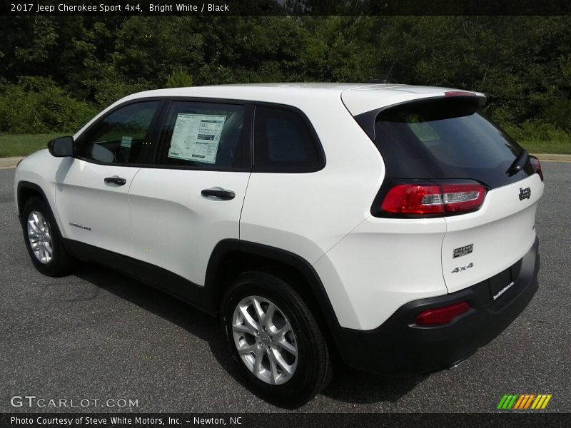 Bright White / Black 2017 Jeep Cherokee Sport 4x4