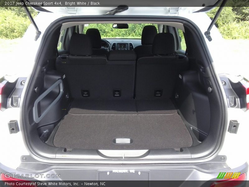 Bright White / Black 2017 Jeep Cherokee Sport 4x4