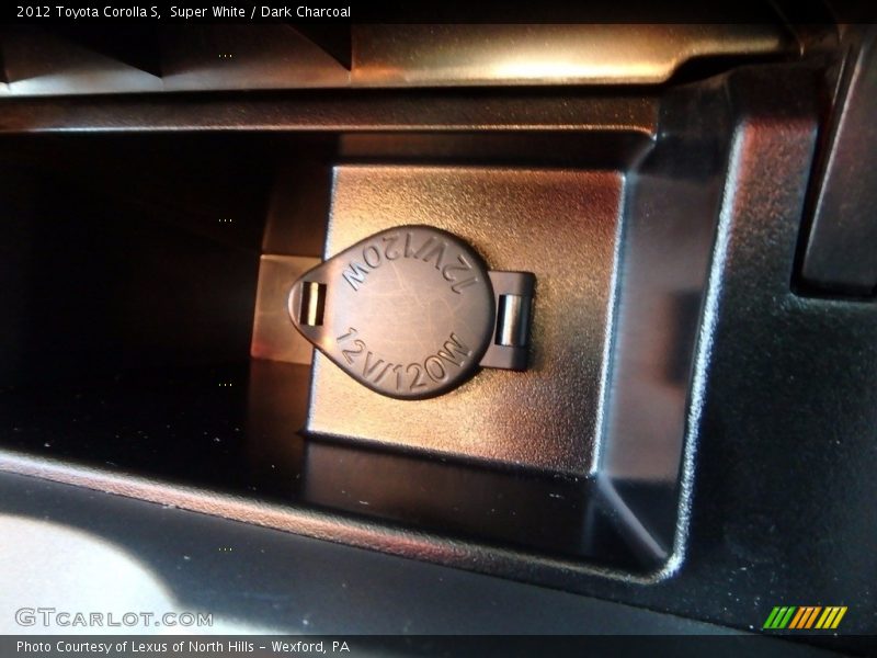 Super White / Dark Charcoal 2012 Toyota Corolla S