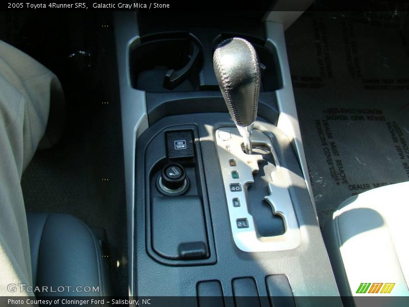 Galactic Gray Mica / Stone 2005 Toyota 4Runner SR5