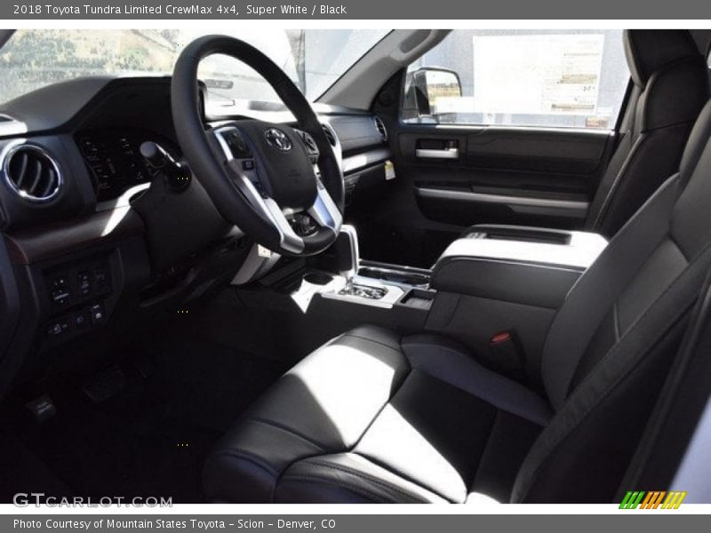 Super White / Black 2018 Toyota Tundra Limited CrewMax 4x4