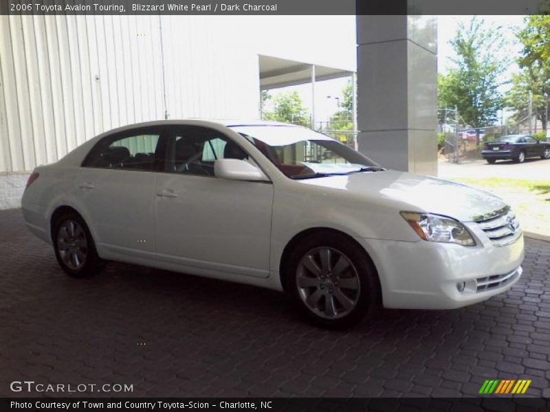 Blizzard White Pearl / Dark Charcoal 2006 Toyota Avalon Touring