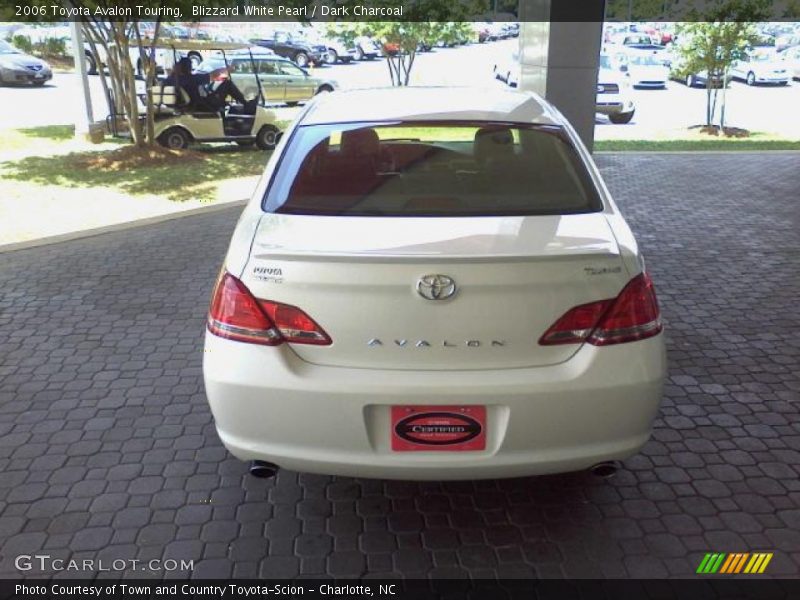 Blizzard White Pearl / Dark Charcoal 2006 Toyota Avalon Touring