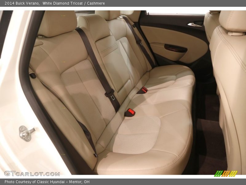 White Diamond Tricoat / Cashmere 2014 Buick Verano