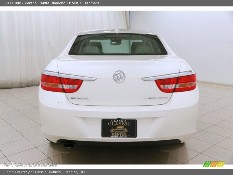 White Diamond Tricoat / Cashmere 2014 Buick Verano