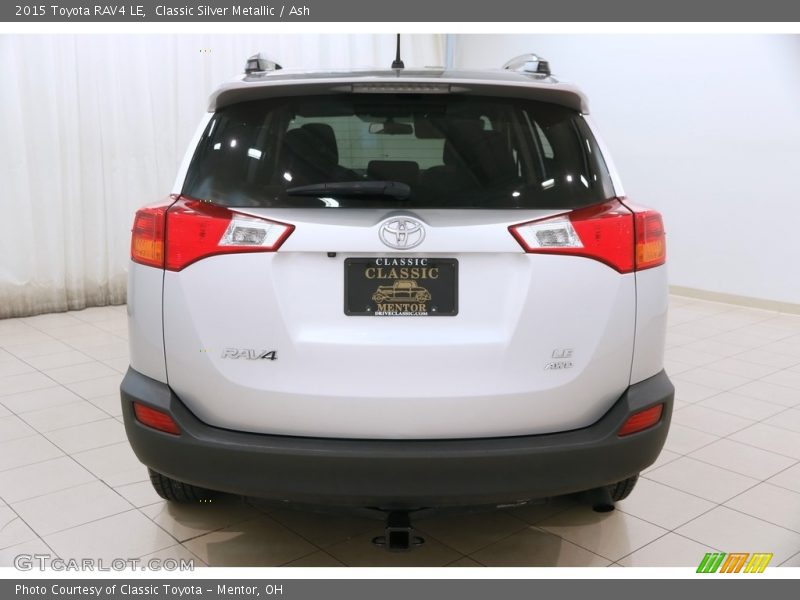 Classic Silver Metallic / Ash 2015 Toyota RAV4 LE