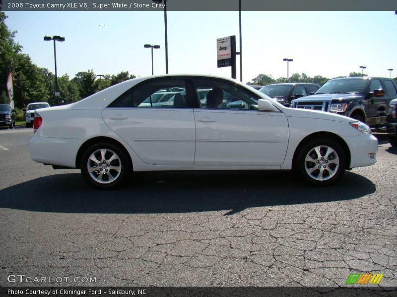 Super White / Stone Gray 2006 Toyota Camry XLE V6