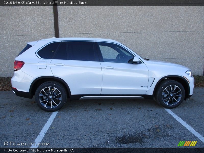 Mineral White Metallic / Black 2018 BMW X5 xDrive35i