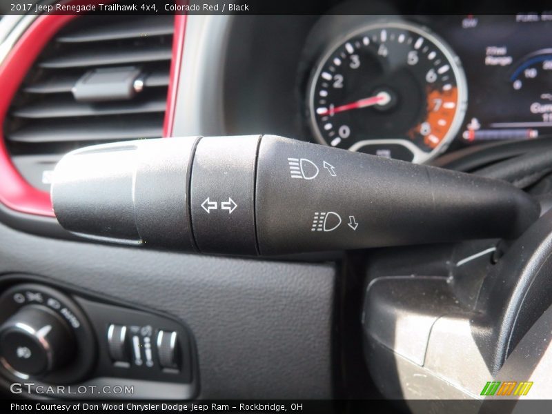 Colorado Red / Black 2017 Jeep Renegade Trailhawk 4x4