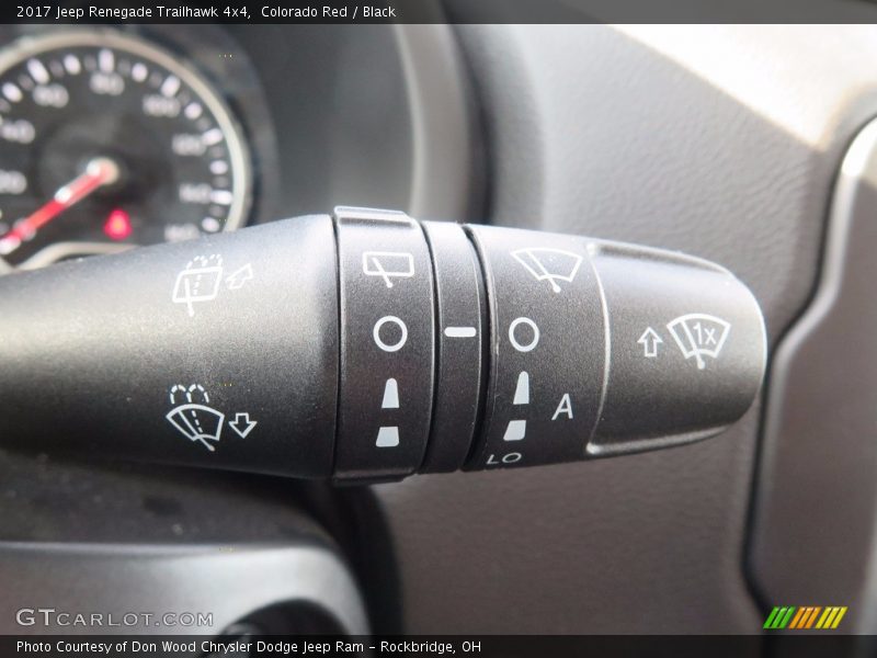 Colorado Red / Black 2017 Jeep Renegade Trailhawk 4x4