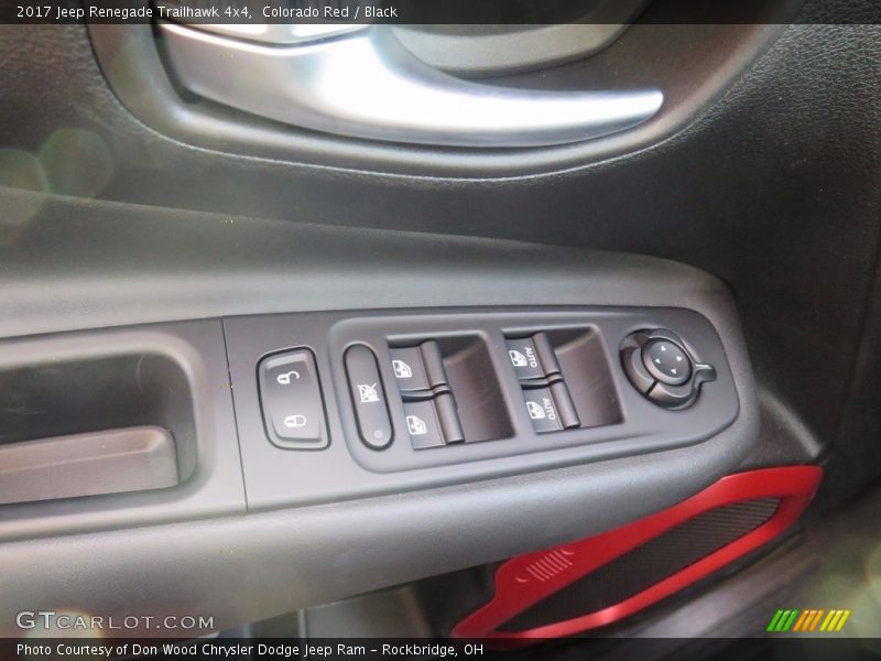 Colorado Red / Black 2017 Jeep Renegade Trailhawk 4x4