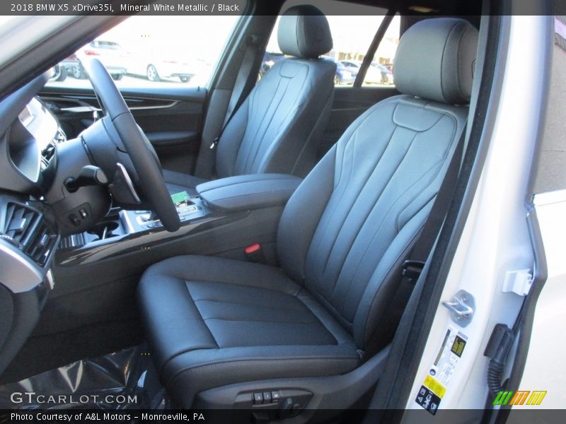 Mineral White Metallic / Black 2018 BMW X5 xDrive35i
