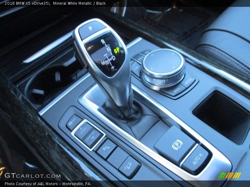 Mineral White Metallic / Black 2018 BMW X5 xDrive35i