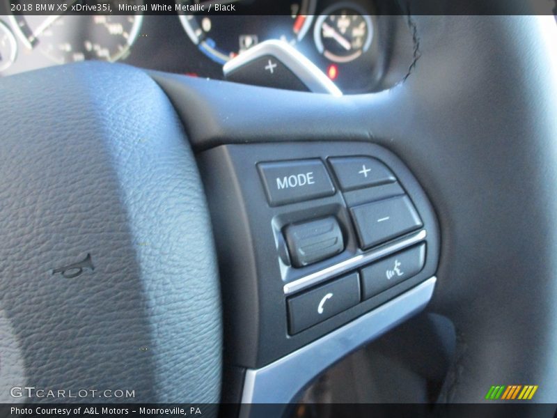 Mineral White Metallic / Black 2018 BMW X5 xDrive35i
