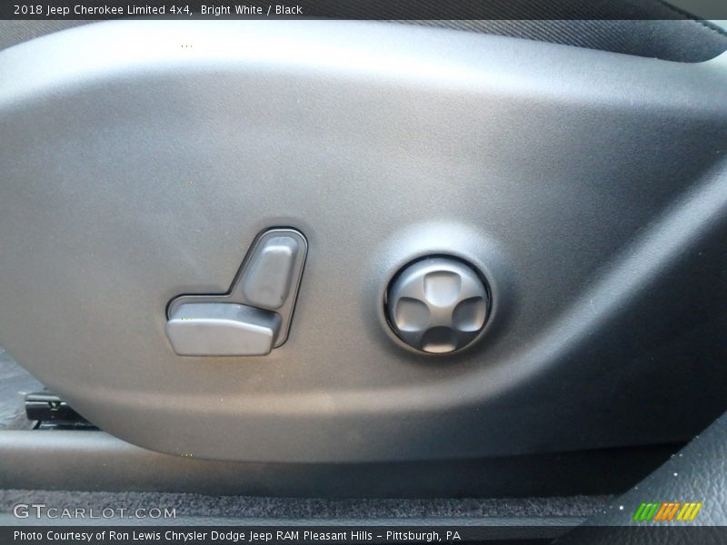 Bright White / Black 2018 Jeep Cherokee Limited 4x4