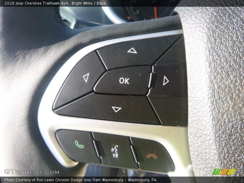Bright White / Black 2018 Jeep Cherokee Trailhawk 4x4