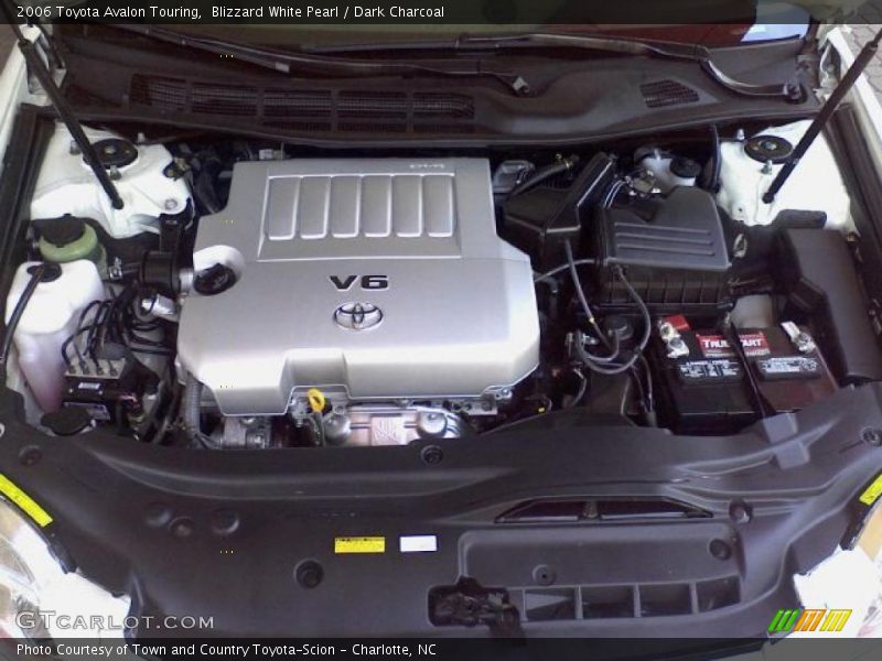 Blizzard White Pearl / Dark Charcoal 2006 Toyota Avalon Touring