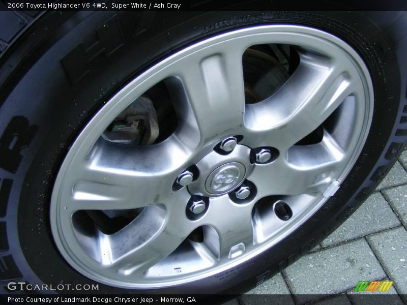 Super White / Ash Gray 2006 Toyota Highlander V6 4WD