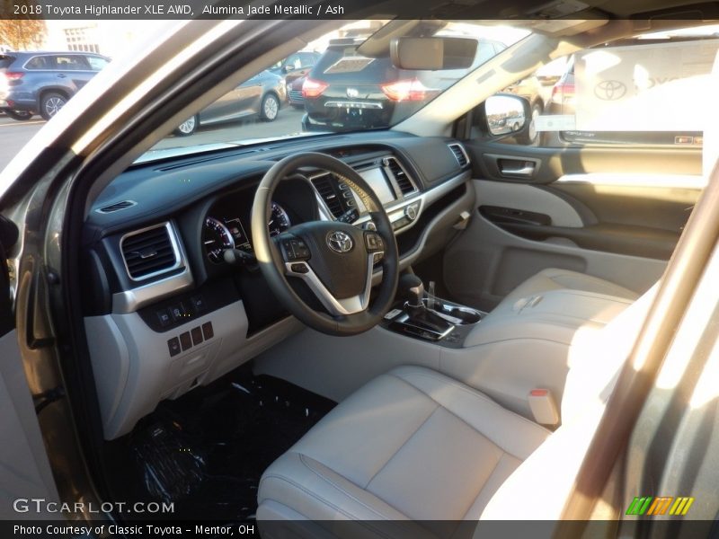 Alumina Jade Metallic / Ash 2018 Toyota Highlander XLE AWD