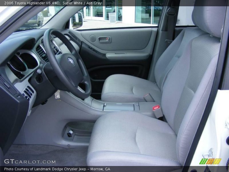 Super White / Ash Gray 2006 Toyota Highlander V6 4WD