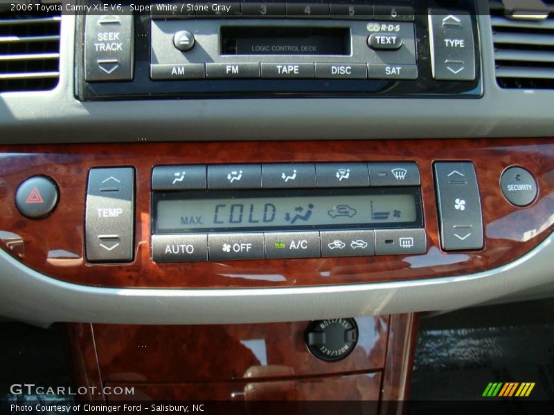 Super White / Stone Gray 2006 Toyota Camry XLE V6