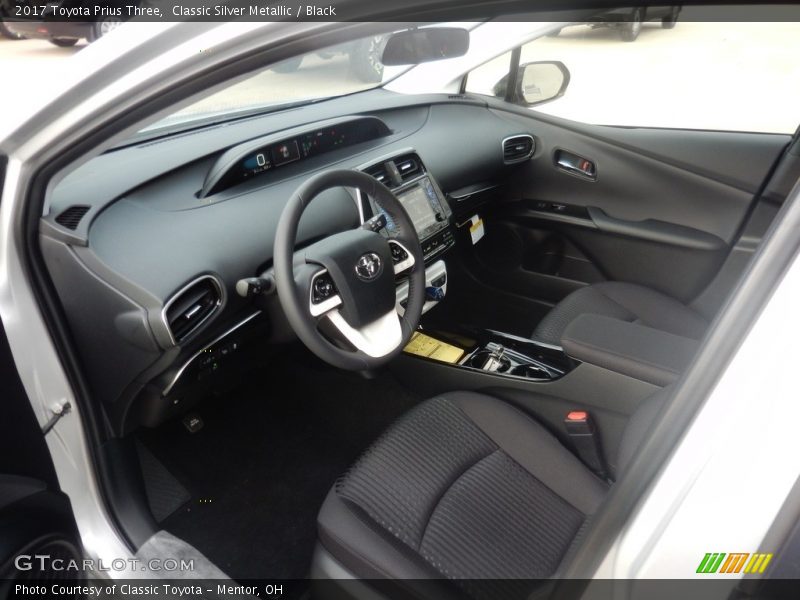Classic Silver Metallic / Black 2017 Toyota Prius Three