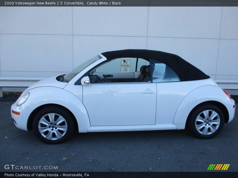 Candy White / Black 2009 Volkswagen New Beetle 2.5 Convertible