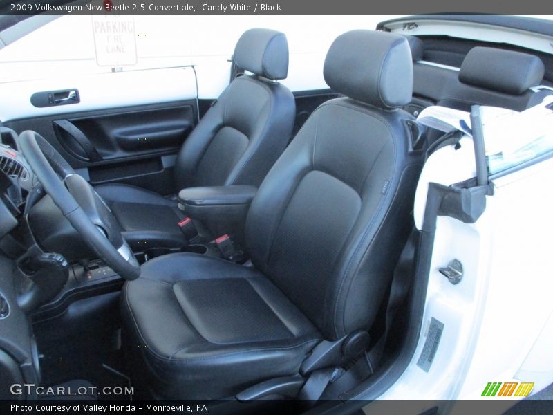 Candy White / Black 2009 Volkswagen New Beetle 2.5 Convertible