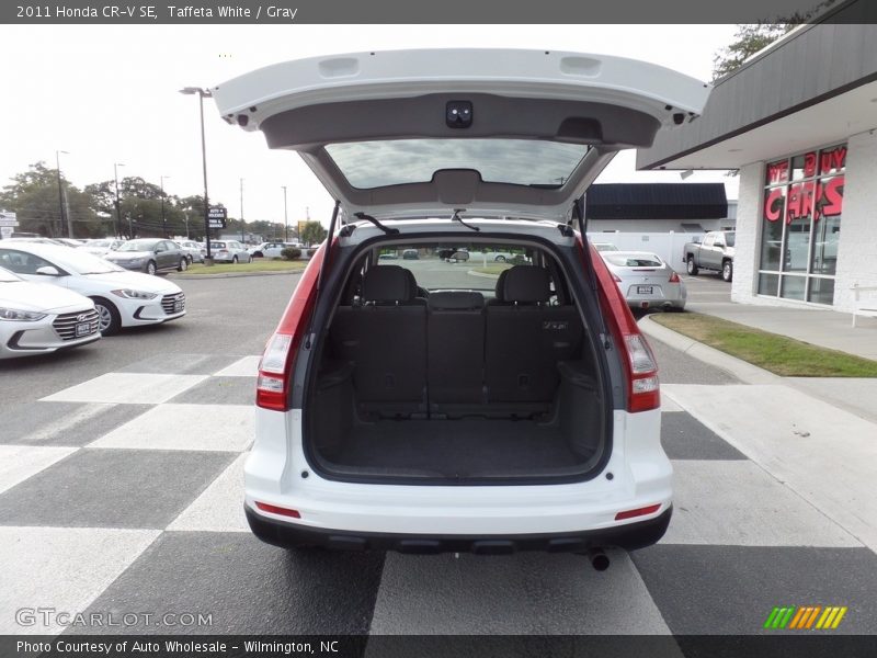 Taffeta White / Gray 2011 Honda CR-V SE