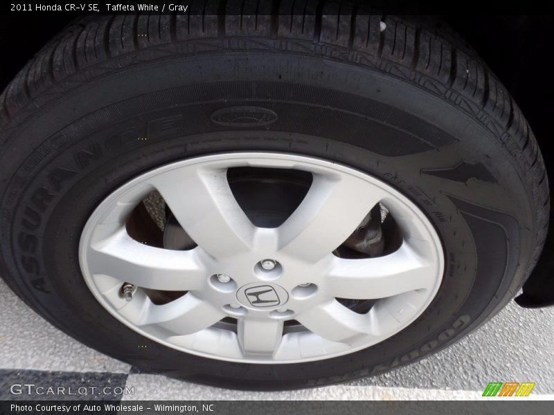 Taffeta White / Gray 2011 Honda CR-V SE