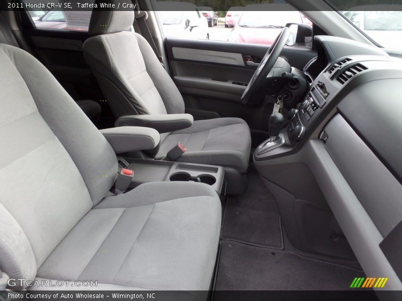 Taffeta White / Gray 2011 Honda CR-V SE