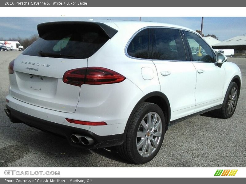 White / Luxor Beige 2016 Porsche Cayenne S