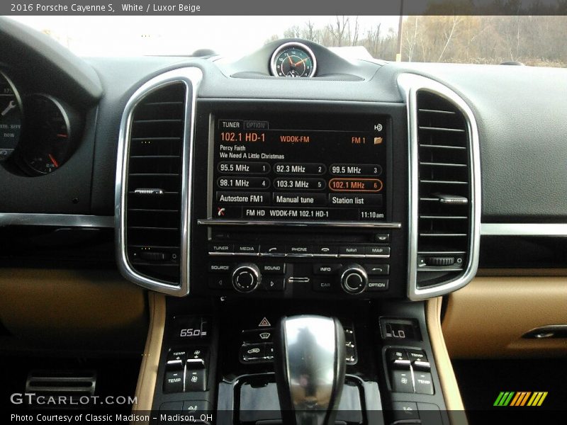 White / Luxor Beige 2016 Porsche Cayenne S