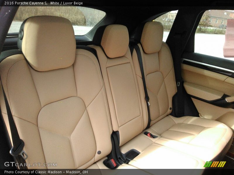 White / Luxor Beige 2016 Porsche Cayenne S