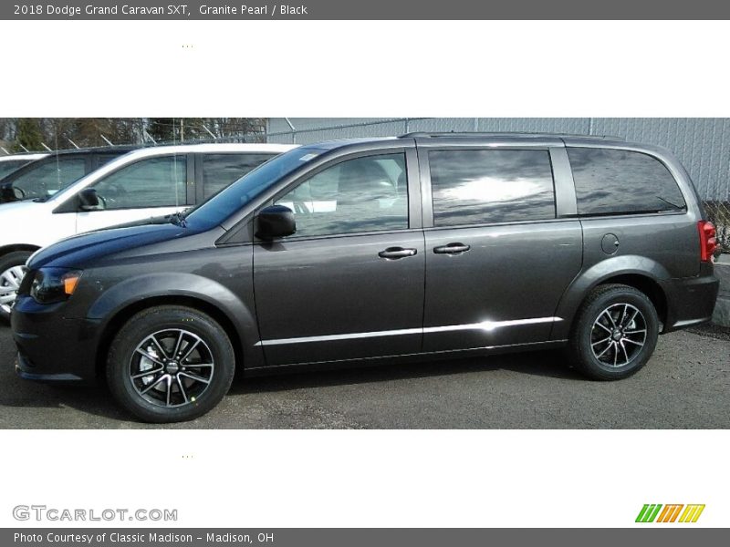 Granite Pearl / Black 2018 Dodge Grand Caravan SXT