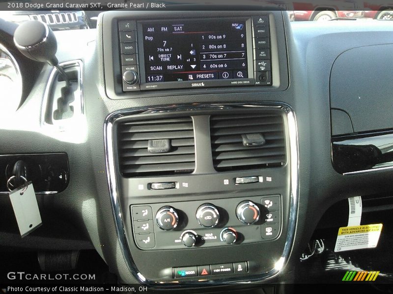 Granite Pearl / Black 2018 Dodge Grand Caravan SXT