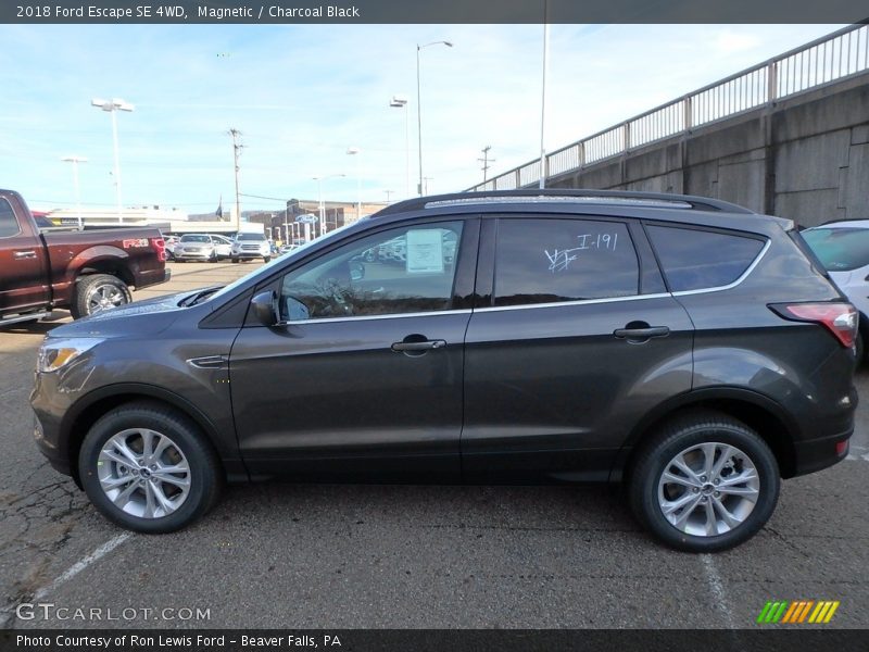 Magnetic / Charcoal Black 2018 Ford Escape SE 4WD