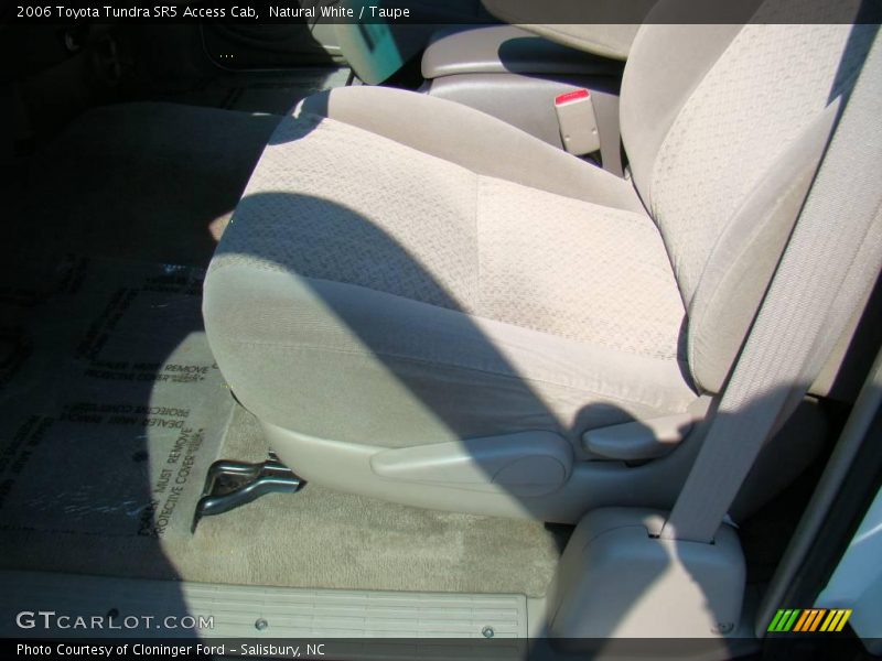Natural White / Taupe 2006 Toyota Tundra SR5 Access Cab