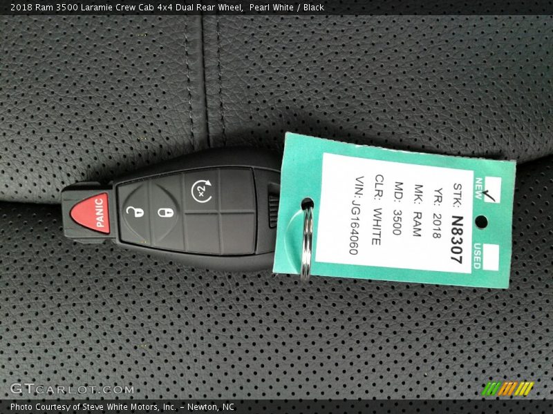 Pearl White / Black 2018 Ram 3500 Laramie Crew Cab 4x4 Dual Rear Wheel