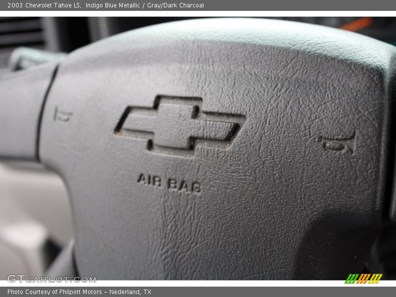 Indigo Blue Metallic / Gray/Dark Charcoal 2003 Chevrolet Tahoe LS