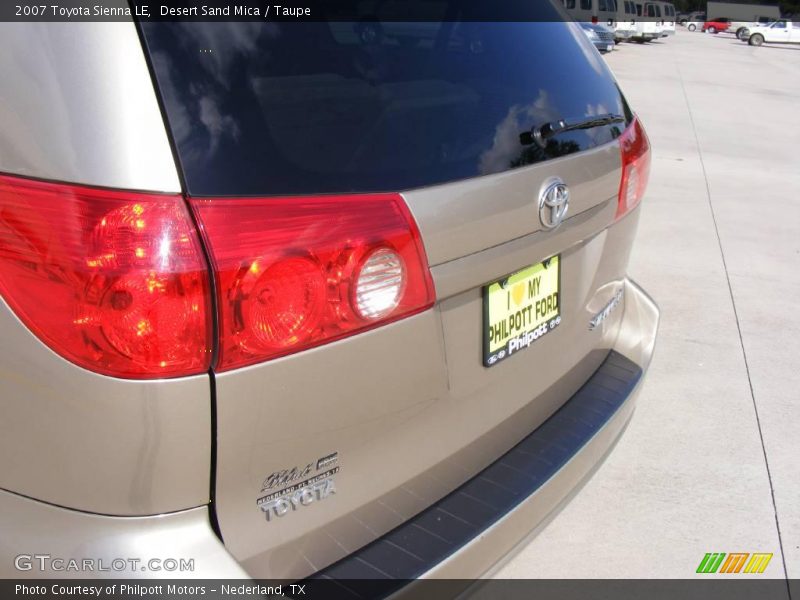 Desert Sand Mica / Taupe 2007 Toyota Sienna LE