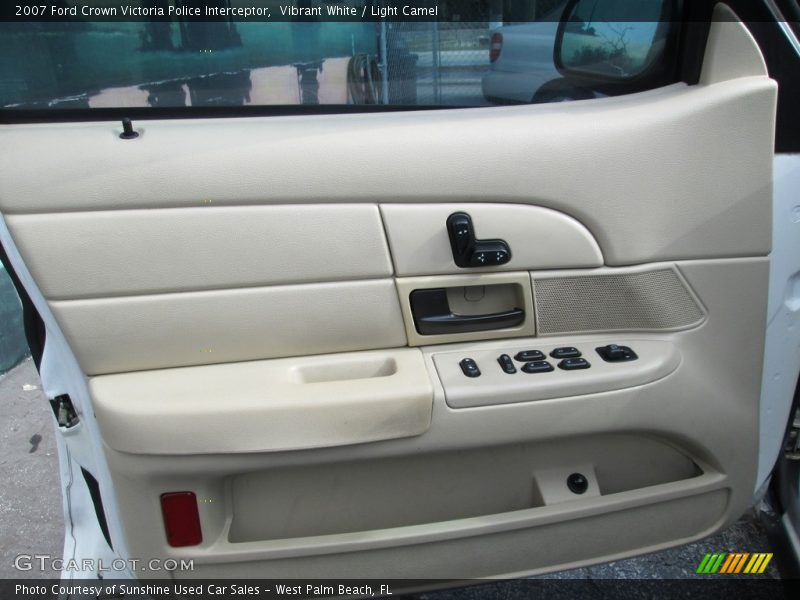 Vibrant White / Light Camel 2007 Ford Crown Victoria Police Interceptor