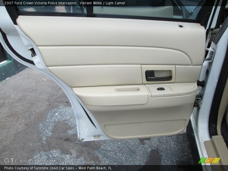 Vibrant White / Light Camel 2007 Ford Crown Victoria Police Interceptor