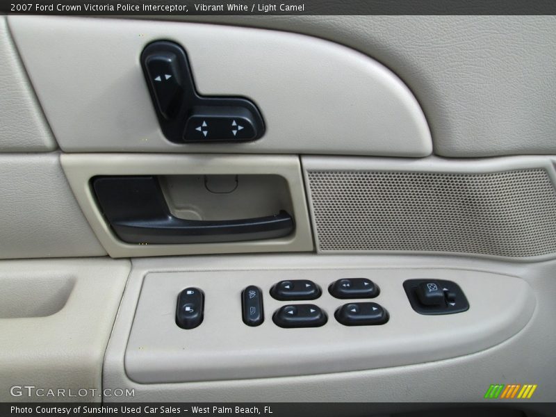 Vibrant White / Light Camel 2007 Ford Crown Victoria Police Interceptor