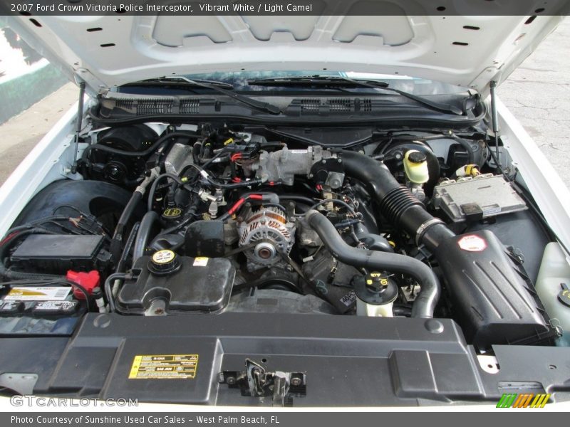 Vibrant White / Light Camel 2007 Ford Crown Victoria Police Interceptor