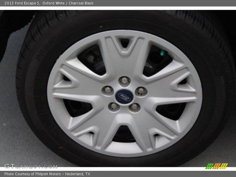 Oxford White / Charcoal Black 2013 Ford Escape S