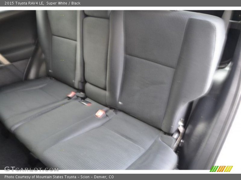 Super White / Black 2015 Toyota RAV4 LE
