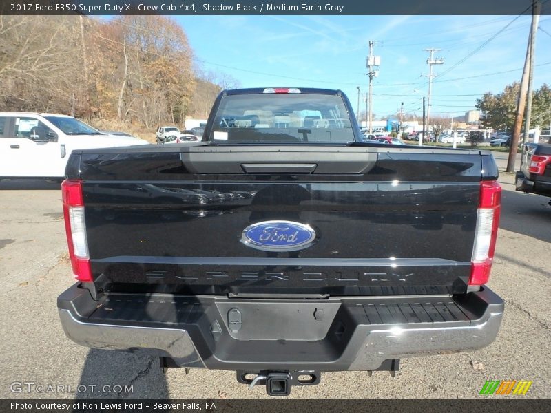 Shadow Black / Medium Earth Gray 2017 Ford F350 Super Duty XL Crew Cab 4x4